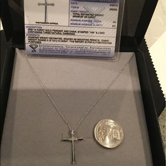 14K WHITE GOLD / DIAMONDS CROSS AND CHAIN - Picture 4 of 4